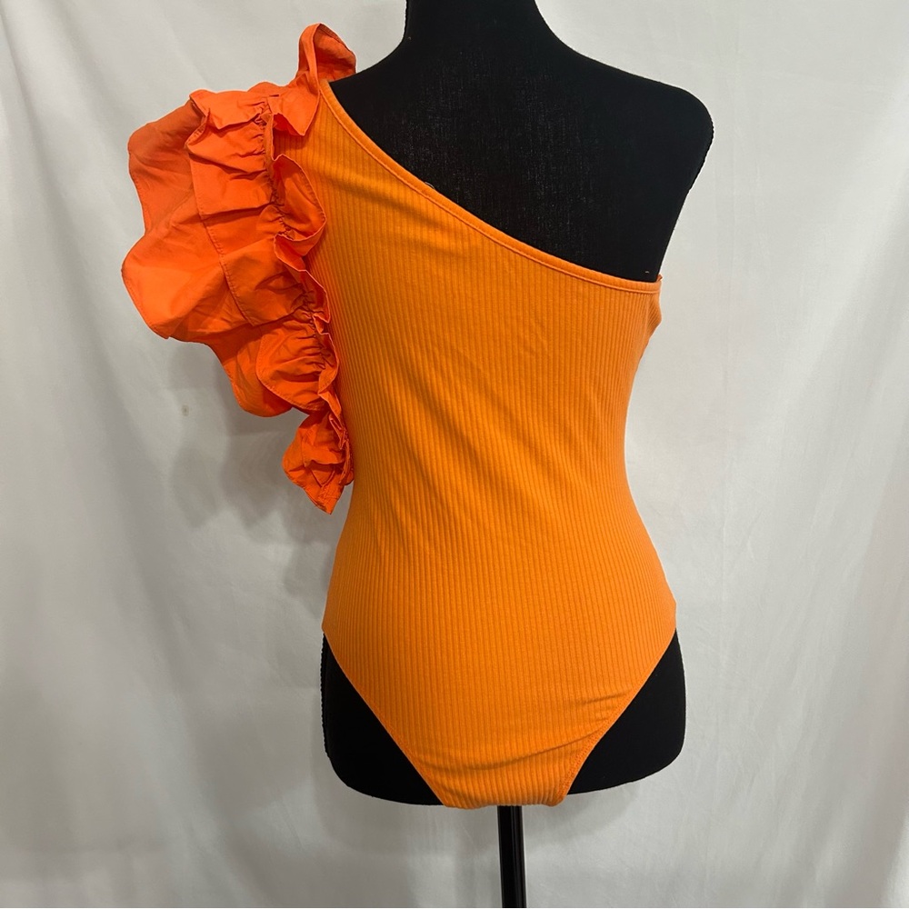 NWOT Flying Tomato One Shoulder Bodysuit - Picture 7 of 9